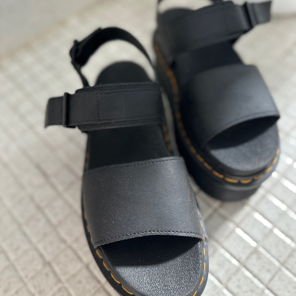 Voss Women's Leather Strap Platform Sandals